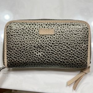 Consuela Tommy Wallet - EUC - Zip Around Wristlet